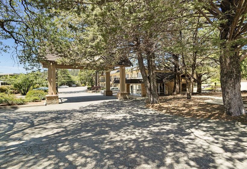 בית מלון כפרי Best Western Gold Country Inn