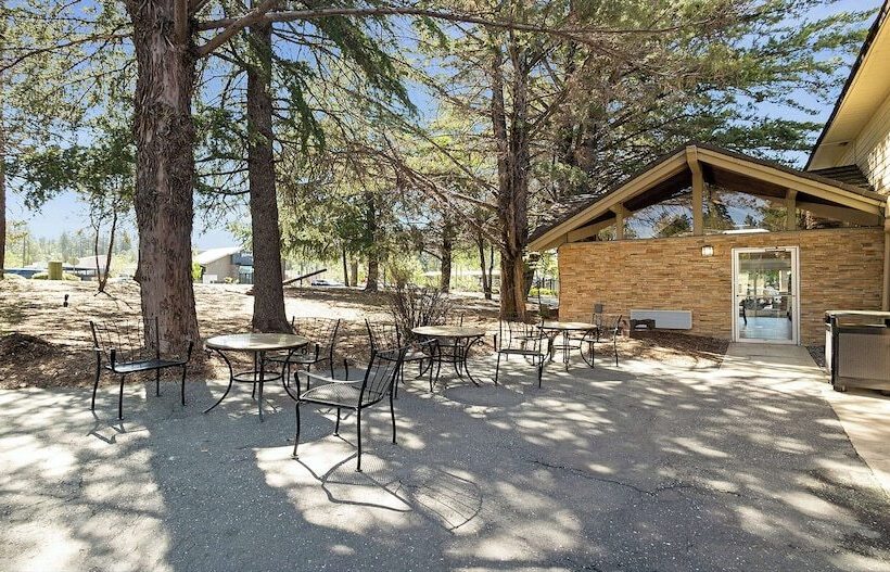 فندق Best Western Gold Country Inn