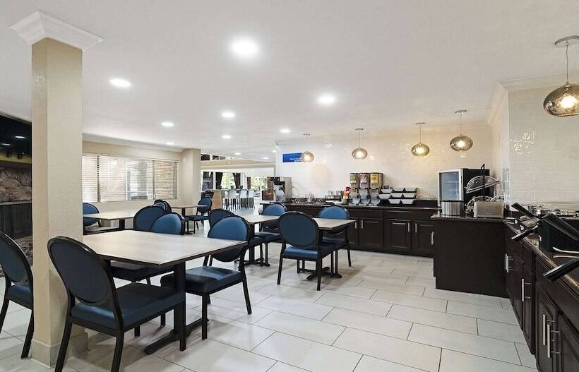 فندق Best Western Gold Country Inn