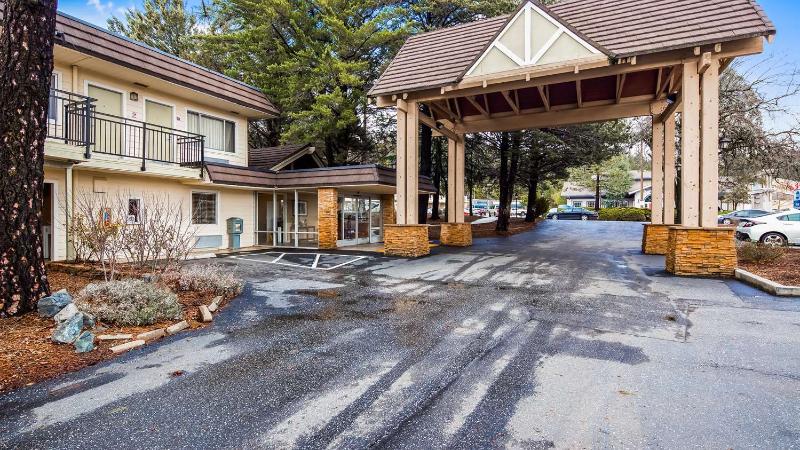 בית מלון כפרי Best Western Gold Country Inn