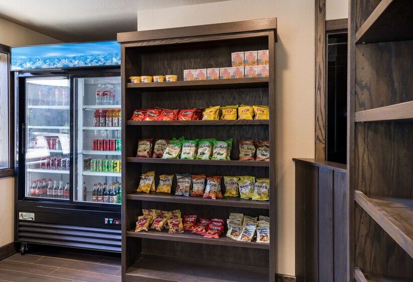 בית מלון כפרי Best Western Golden Spike Inn & Suites