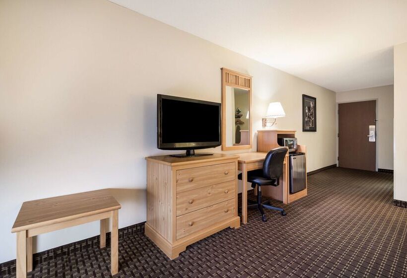 בית מלון כפרי Best Western Golden Spike Inn & Suites