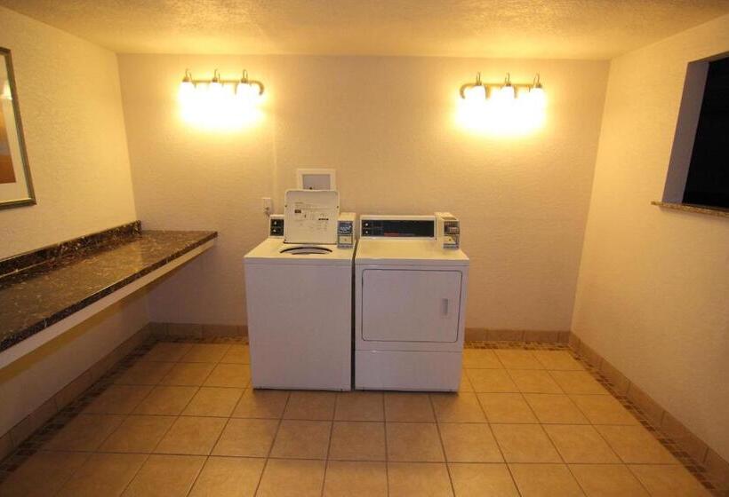 Отель Best Western Green Bay Inn And Conference Center