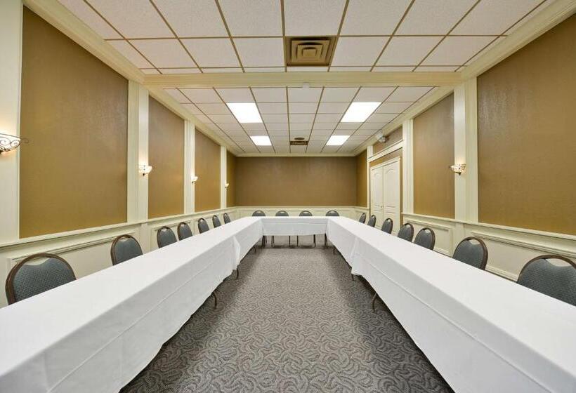 Отель Best Western Green Bay Inn And Conference Center