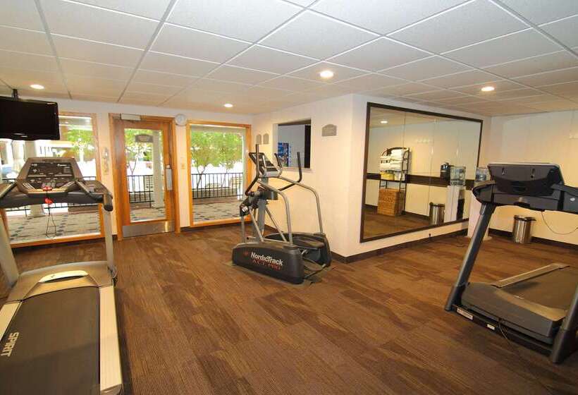 Отель Best Western Green Bay Inn And Conference Center