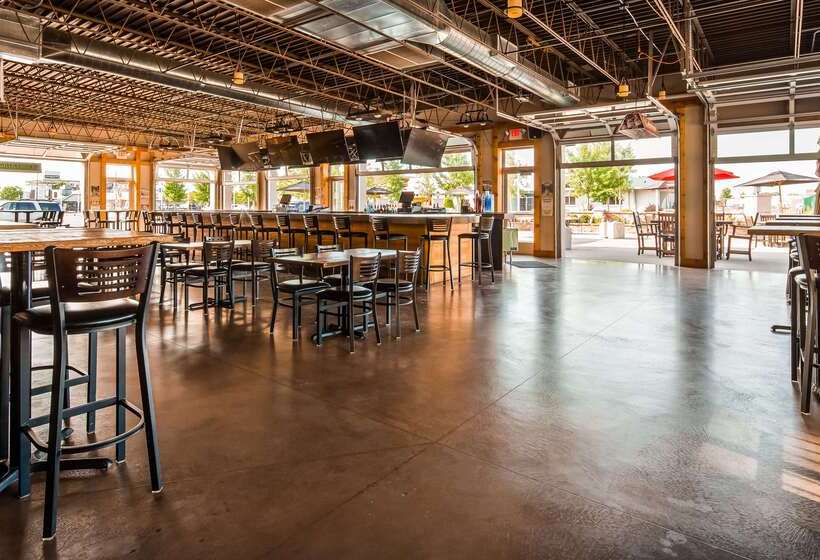 Отель Best Western Green Bay Inn And Conference Center