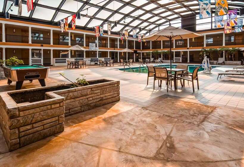 Отель Best Western Green Bay Inn And Conference Center