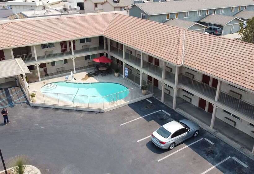 호텔 Best Western Hanford Inn