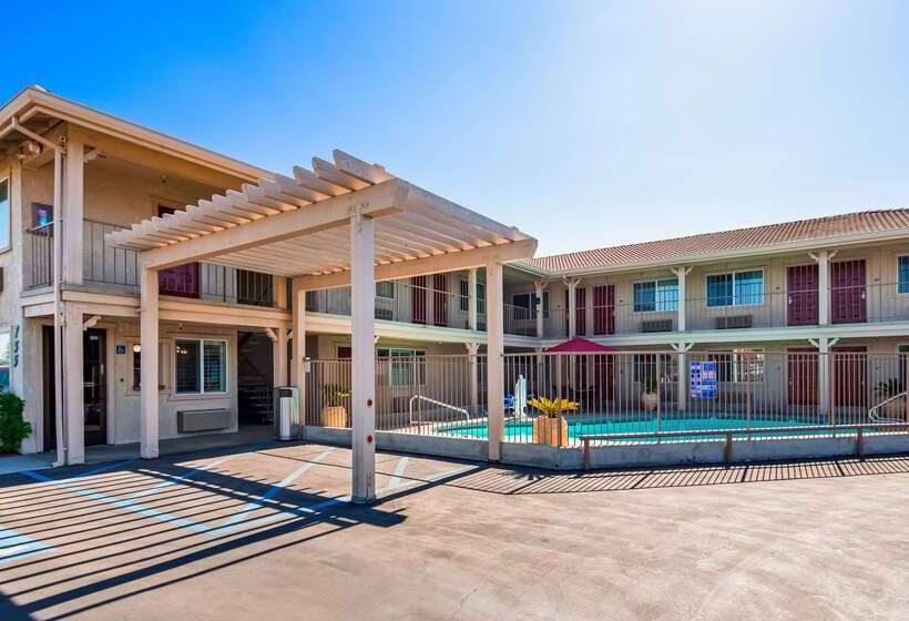 호텔 Best Western Hanford Inn