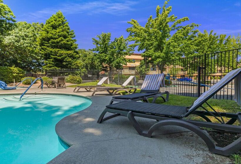 فندق Best Western Heritage Inn Chico