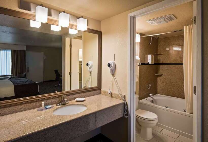 ホテル Best Western Heritage Inn