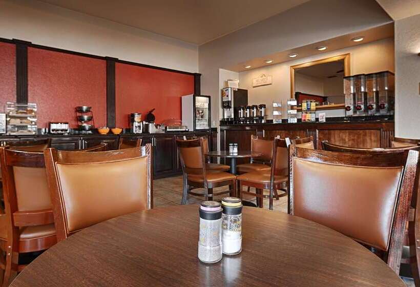 ホテル Best Western Heritage Inn