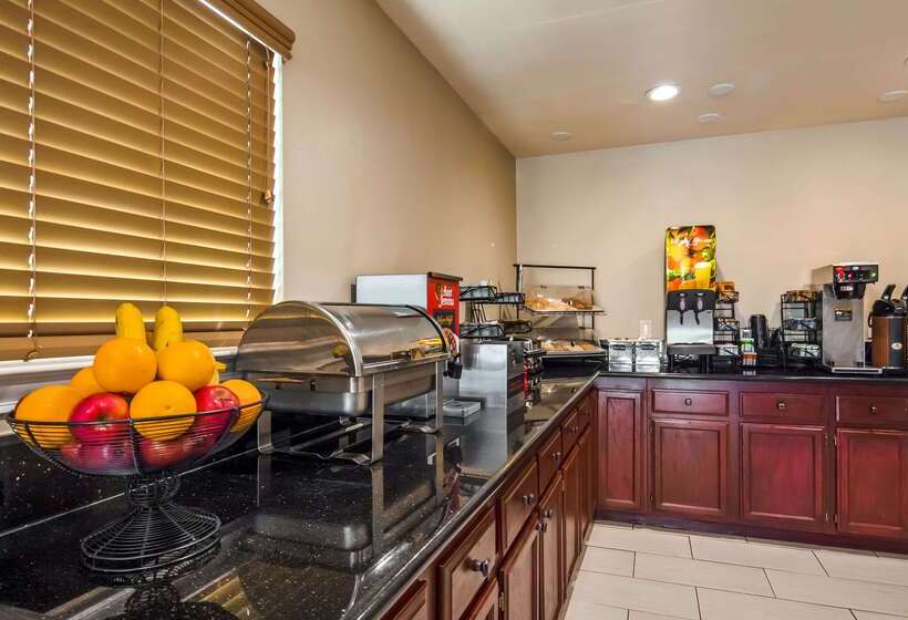 酒店 Best Western Heritage Inn