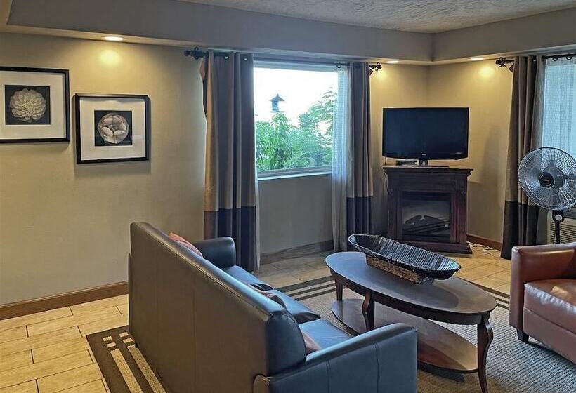 فندق Quality Inn Clinton North