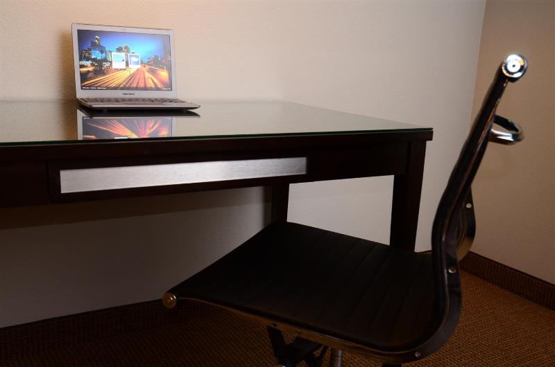 هتل Extended Stay America Premier Suites   Portland   North