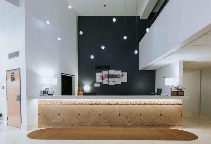 هتل Extended Stay America Premier Suites   Portland   North