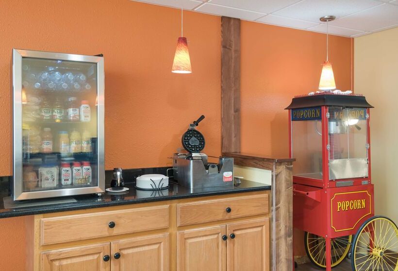 فندق Best Western Inn