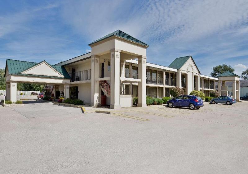 בית מלון כפרי Best Western Inn