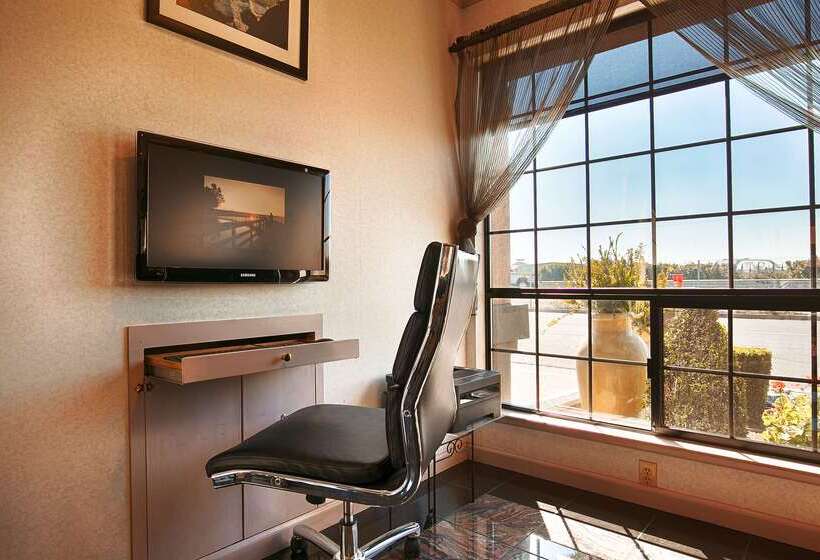 فندق Best Western Inn