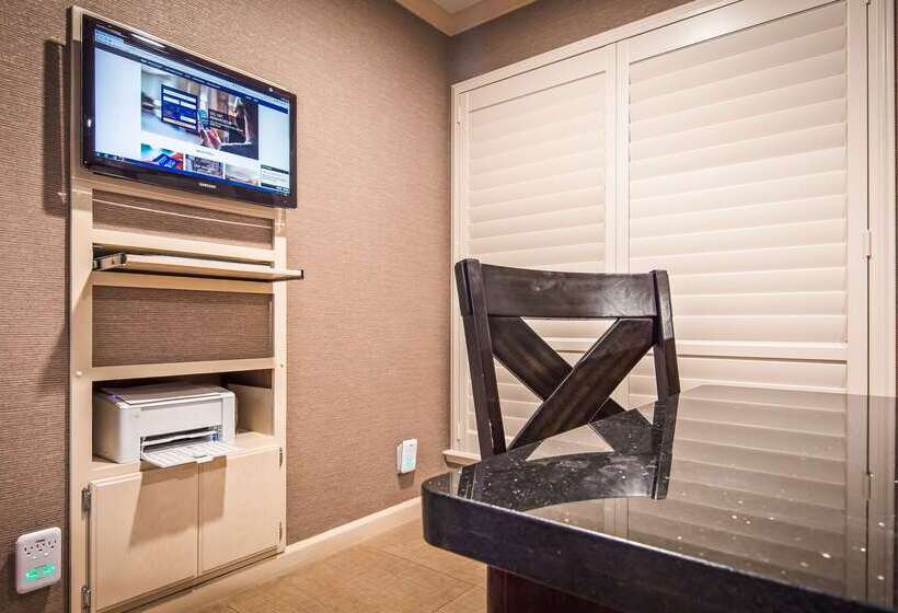 فندق Best Western Inn