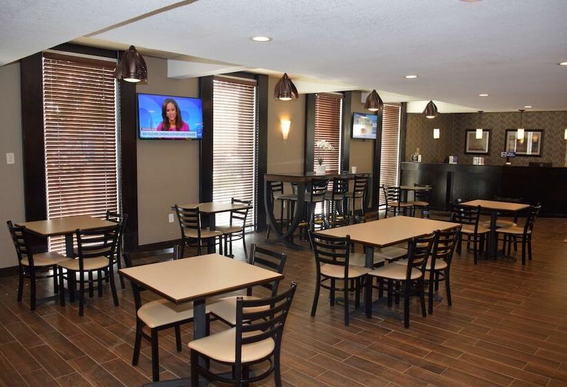 هتل Best Western Inn Of Del Rio