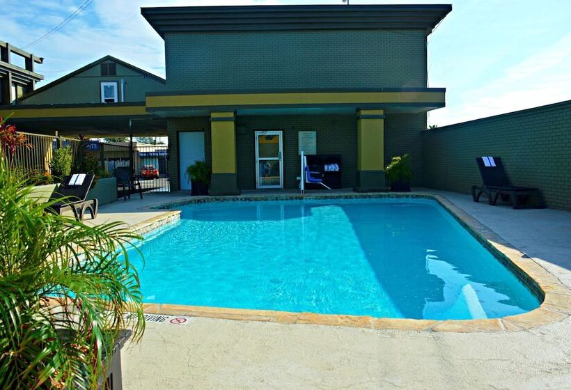 هتل Best Western Inn Of Del Rio