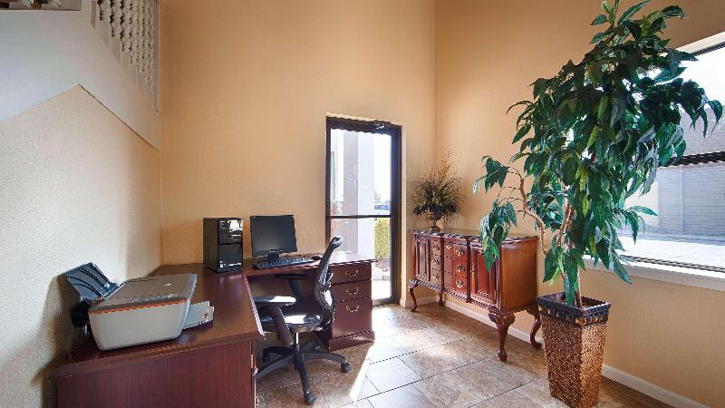 فندق Best Western Inn Russellville