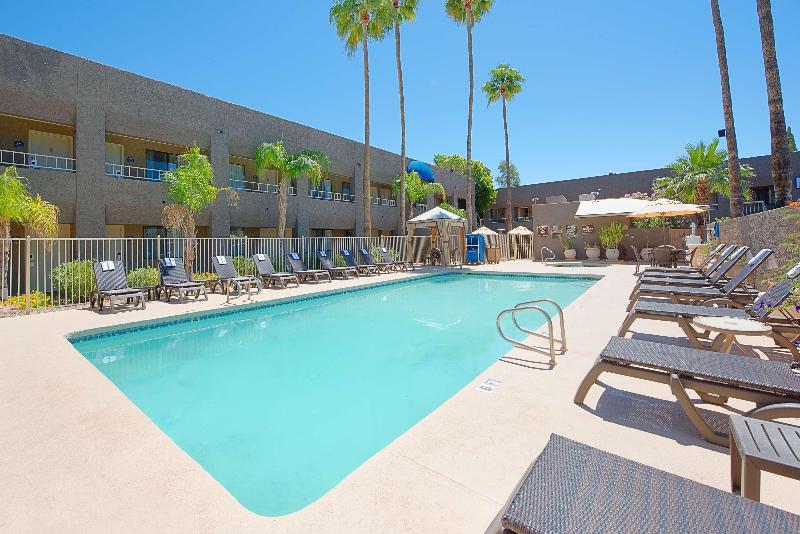 Best Western Innsuites Phoenix Hotel & Suites