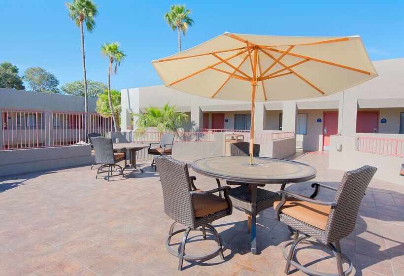 Best Western Innsuites Tucson Foothills Hotel & Suites