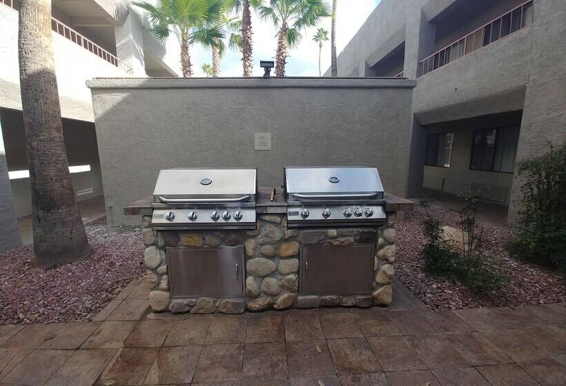 Best Western Innsuites Tucson Foothills Hotel & Suites