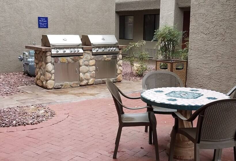 Best Western Innsuites Tucson Foothills Hotel & Suites