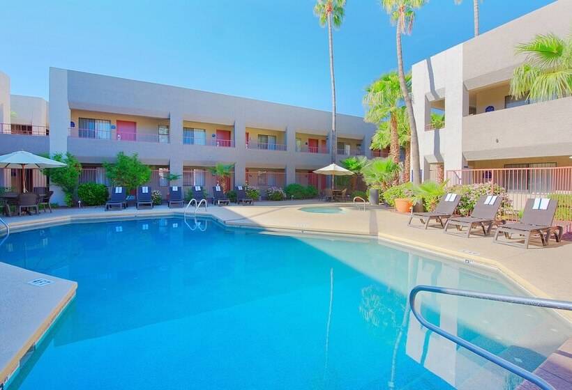 Best Western Innsuites Tucson Foothills Hotel & Suites