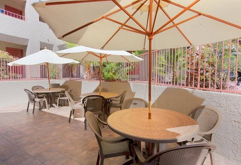 Best Western Innsuites Tucson Foothills Hotel & Suites