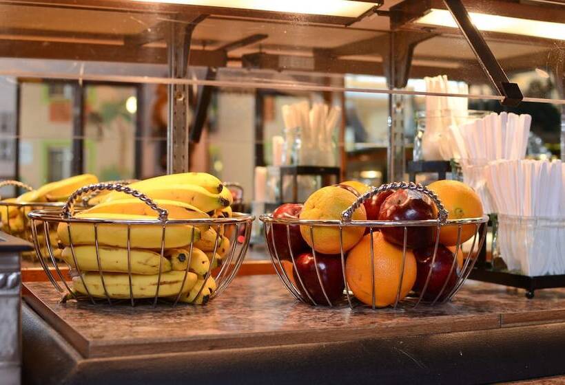 فندق Best Western La Grande Hacienda