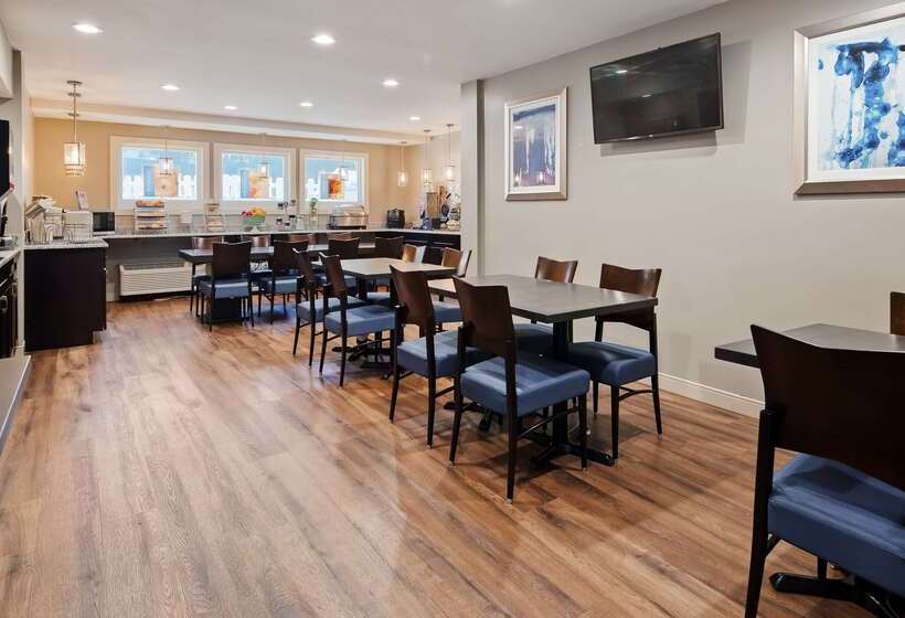 فندق Best Western La Plata Inn