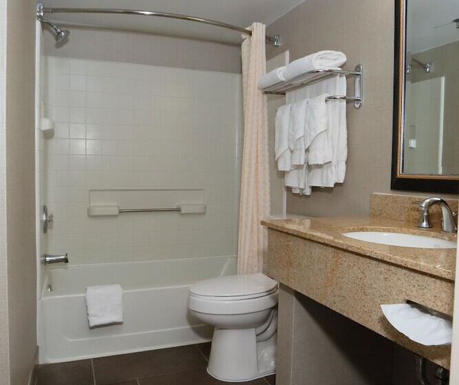 فندق Best Western La Plata Inn