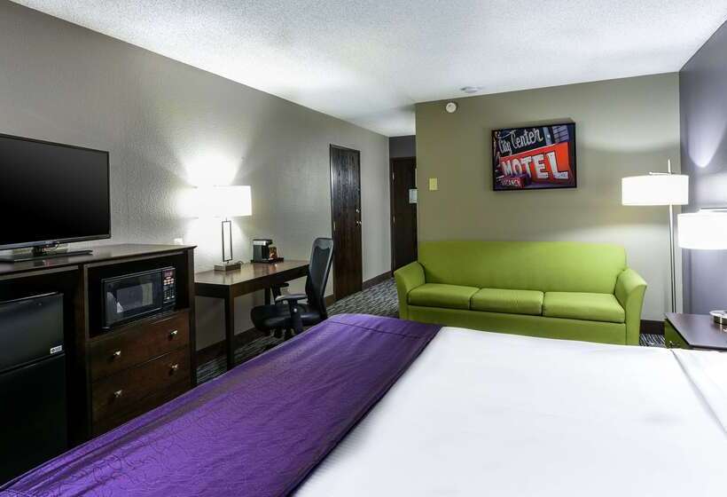 בית מלון כפרי Best Western Mccarran Inn