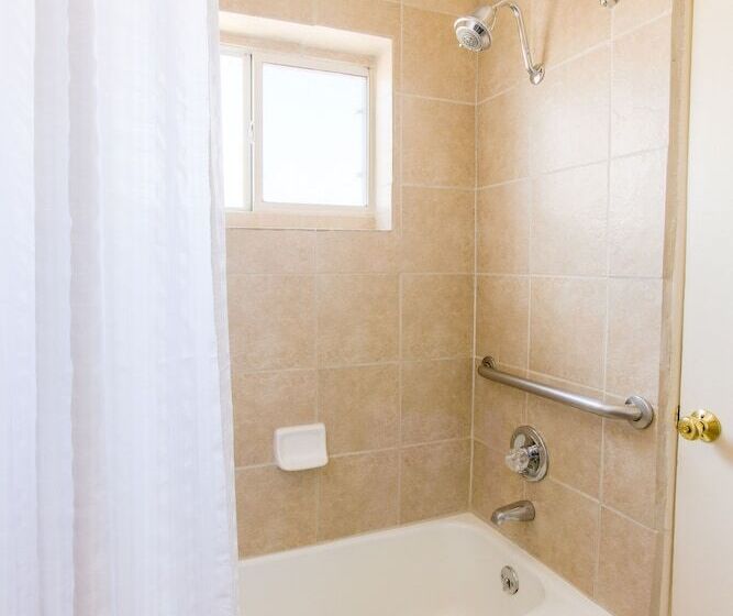 Отель Best Western Mission Inn