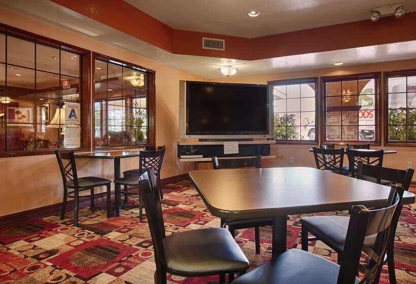 Best Western Moreno Hotel & Suites