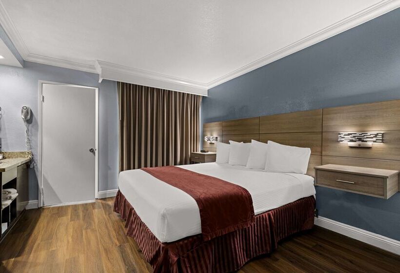 Best Western Moreno Hotel & Suites