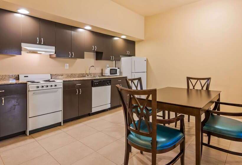 فندق Best Western Naples Plaza