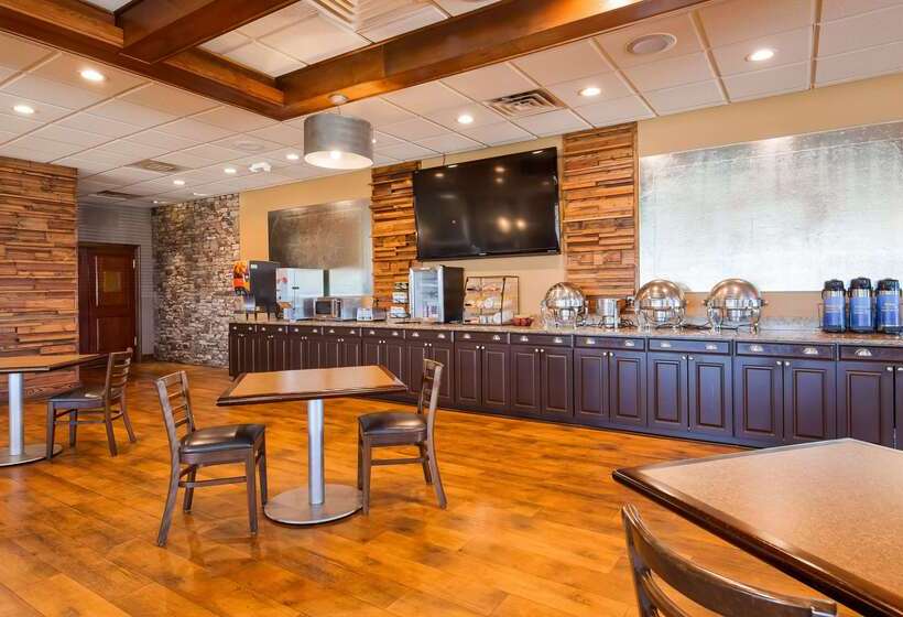 فندق Best Western Newport Inn