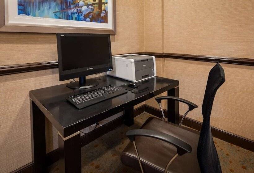 فندق Best Western Newport Inn