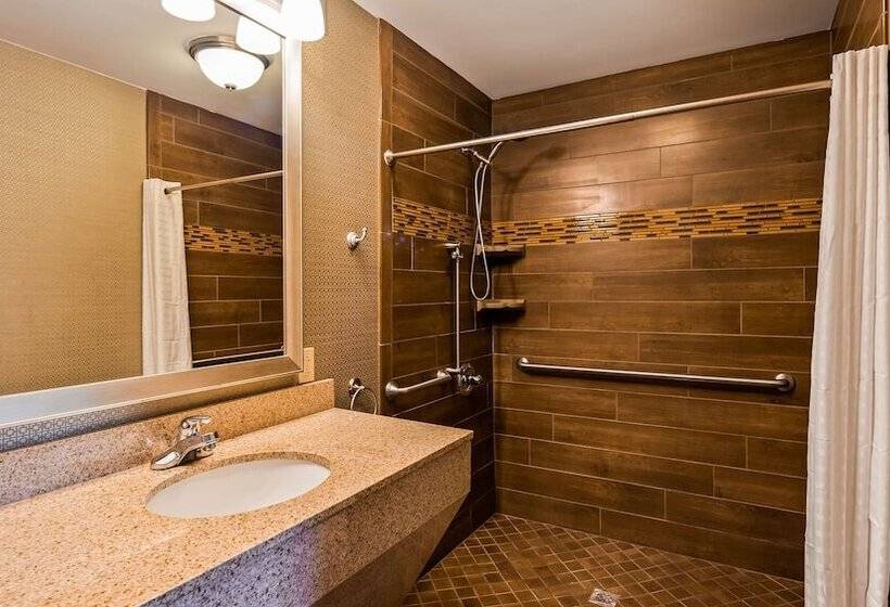 فندق Best Western Newport Inn