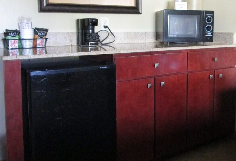 Отель Best Western Oak Manor