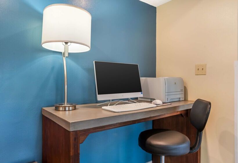 Отель Best Western Oak Manor