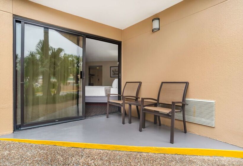 Отель Best Western Oak Manor