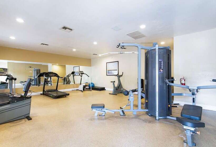 فندق Best Western Oceanside Inn