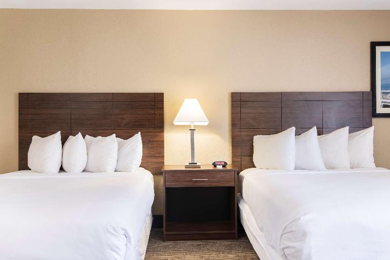 فندق Best Western Oceanside Inn