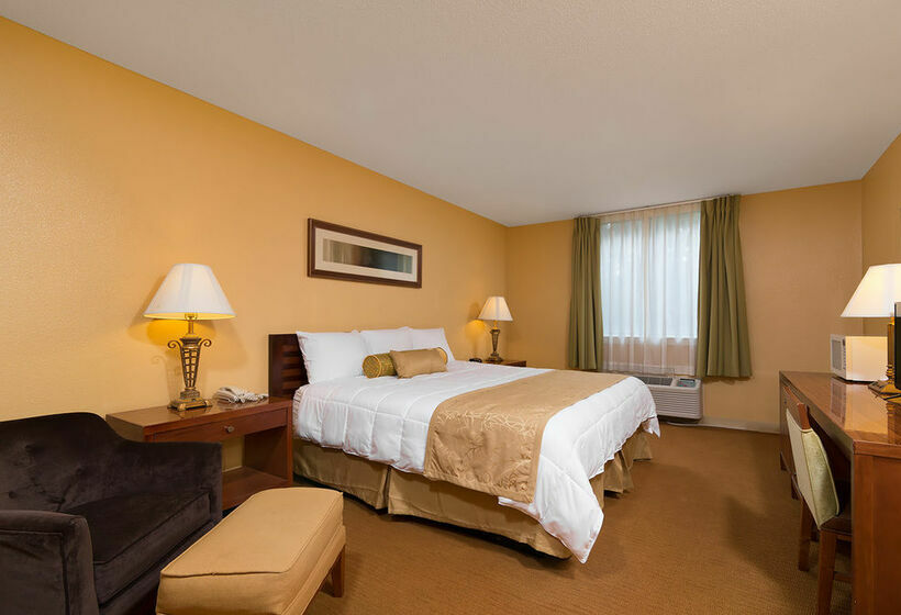 فندق Muskogee Inn